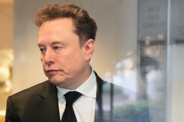 Tesla CEO Elon Musk takes stand in trial vs. OpenAI CEO Sam Altman that could reshape AI's future
