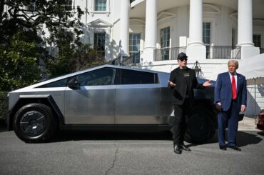 Tesla Cybertruck began to fail before the buyer even drove it off the lot, lawsuit says