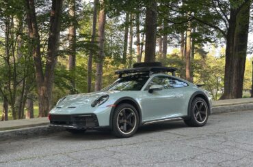 [Porsche 911 Dakar] on my evening walk in Atlanta!