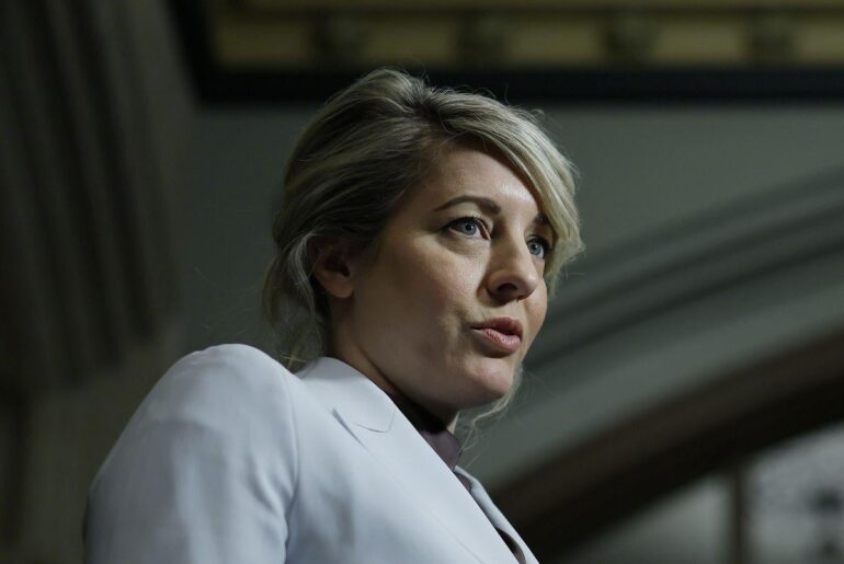 Joly rejects ‘cars in a kit’ for Stellantis to build EVs