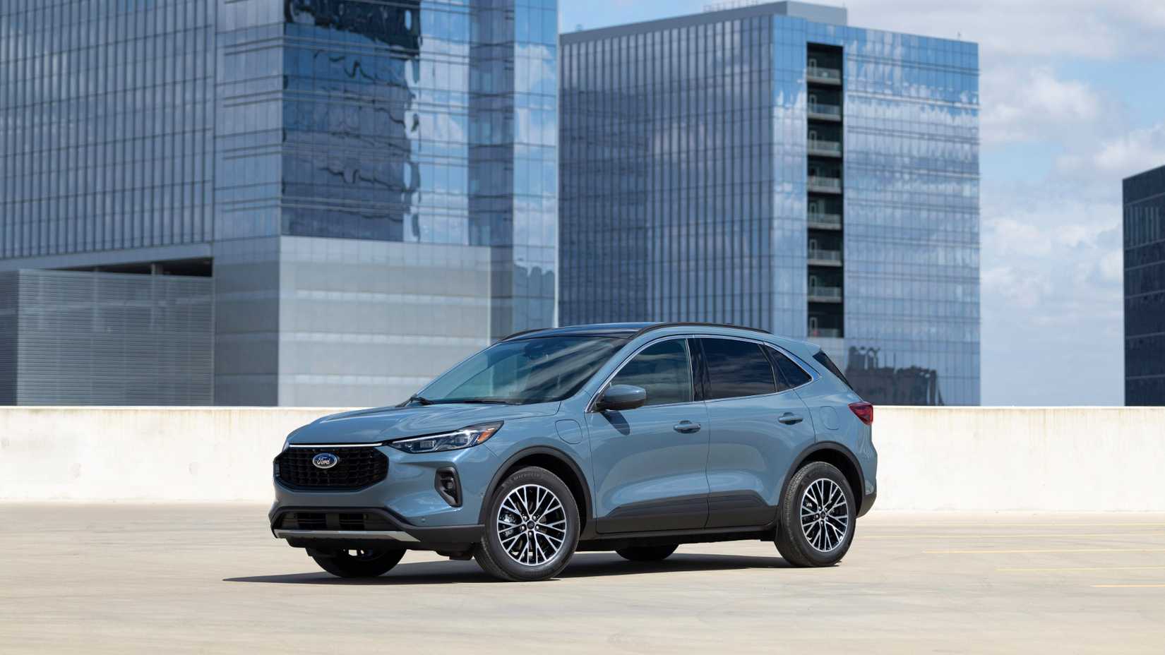 2023 Ford Escape PHEV (3)