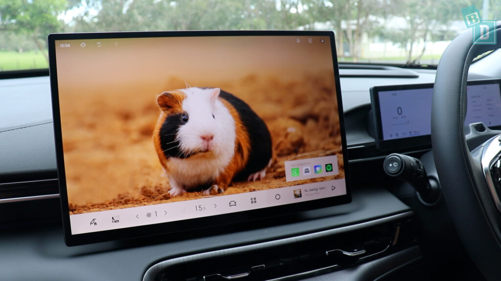 2026 Geely Starray EM-i Inspire interior dashboard and infotainment screen