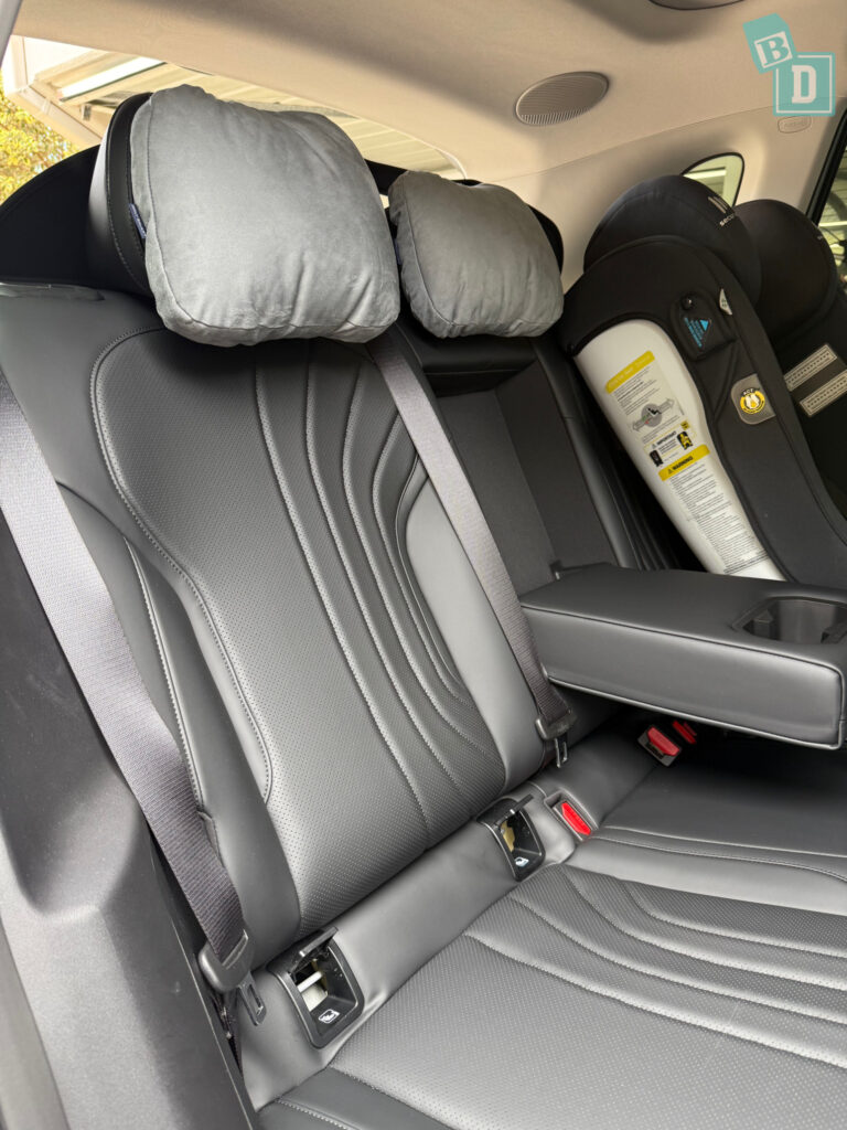 2026 Geely Starray EM-i Inspire ISOFIX child seat anchorages in the second row