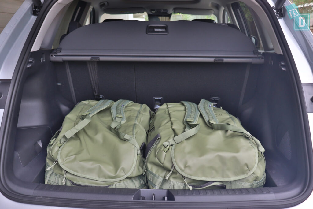 2026 Geely Starray EM-i Inspire boot space for luggage with two rows of seats in use