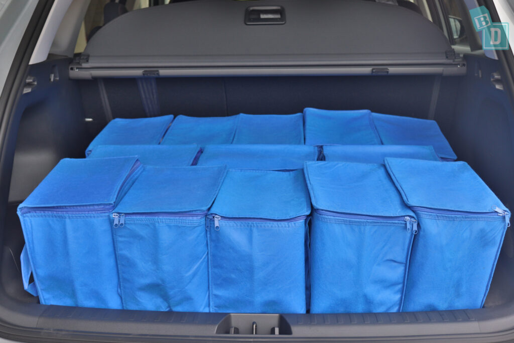 2026 Geely Starray EM-i Inspire boot space for shopping with two rows of seats in use