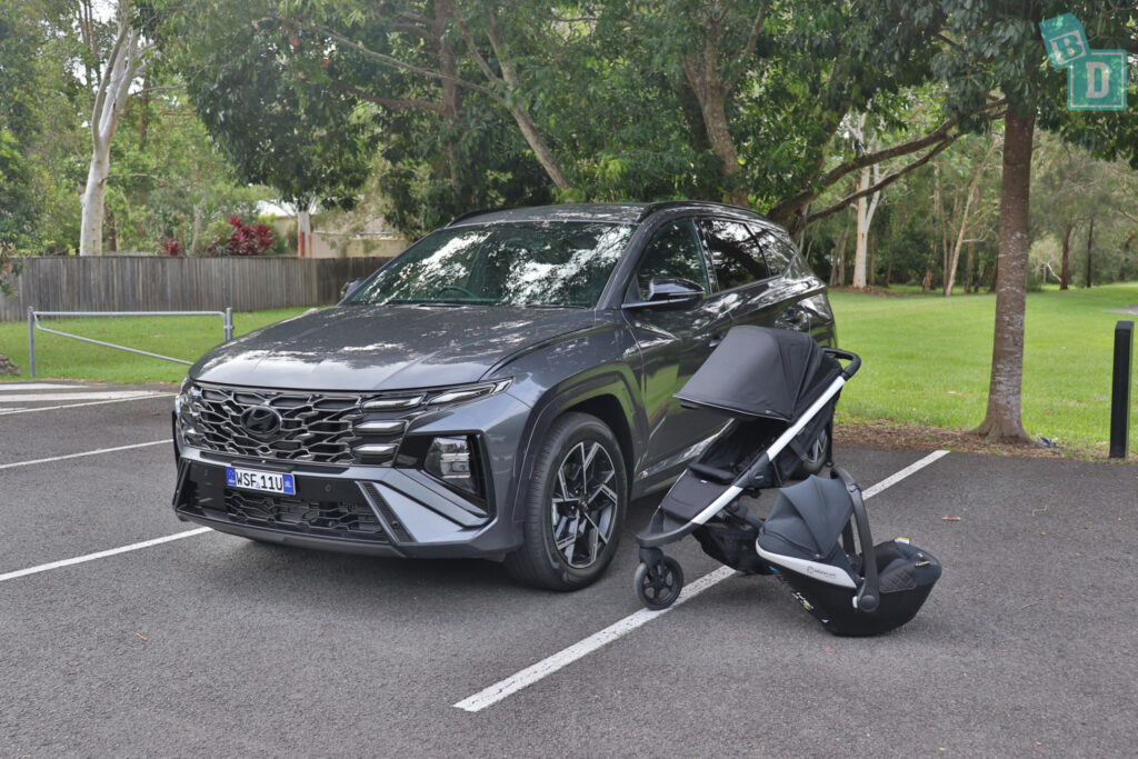 Hyundai Tucson Hybrid competitor comparison