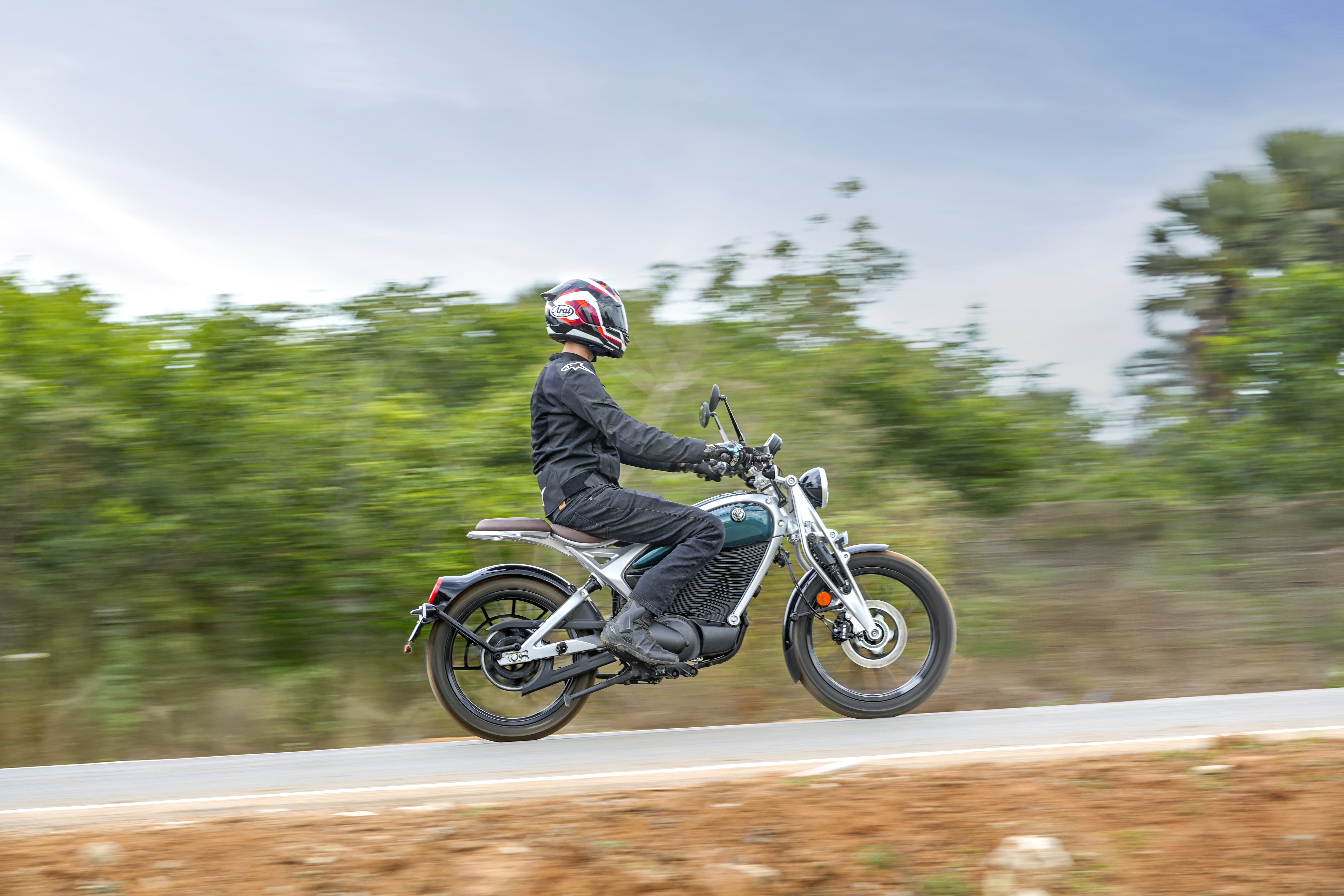 Flying Flea C6 review: Why did RE make this?