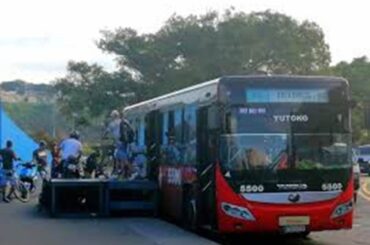 Cuba Rides a Tunnel Bus Through Its Deepening Energy Squeeze