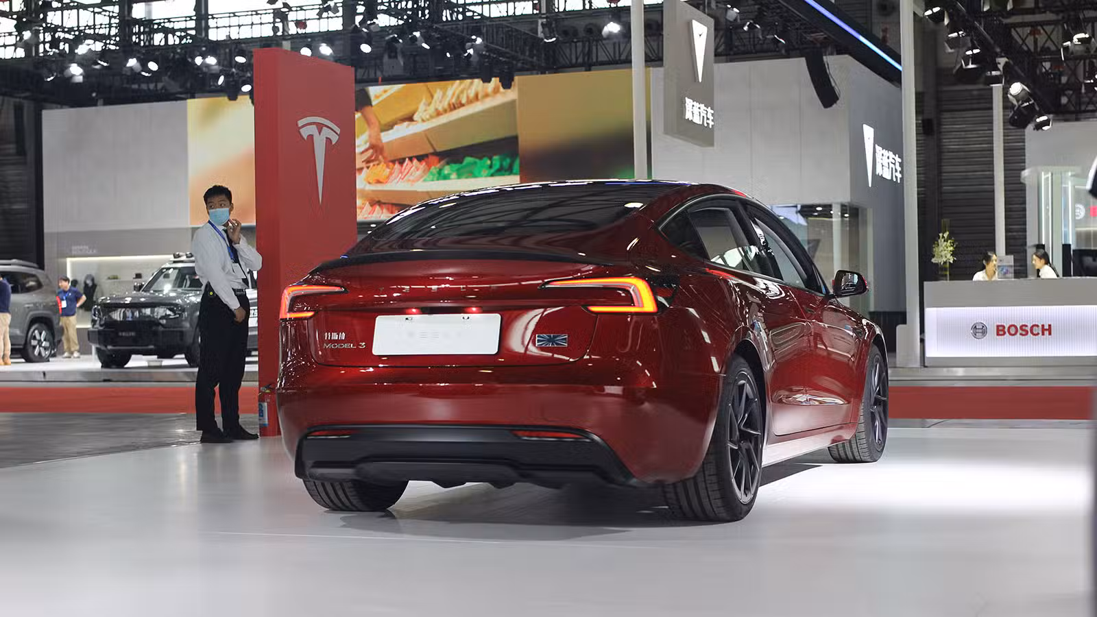 Tesla drops 7-year car loans in China as banks tighten auto credit