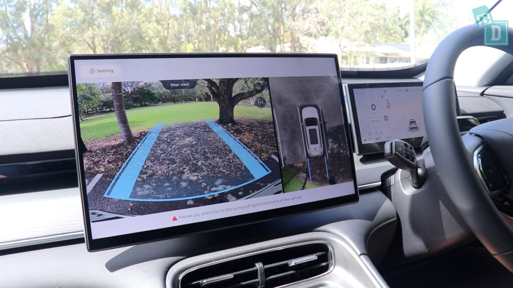 2025 Chery Tiggo 8 Plug-in Hybrid reversing camera and 360-degree view