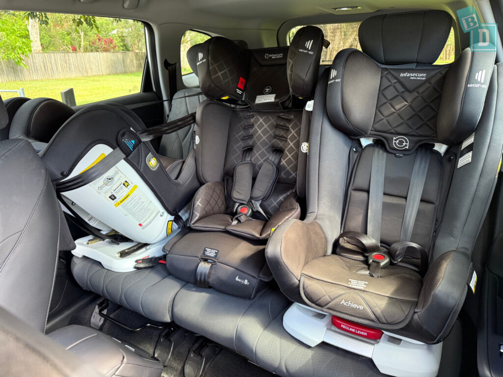 2025 Chery Tiggo 8 Plug-in Hybrid third row ceiling light