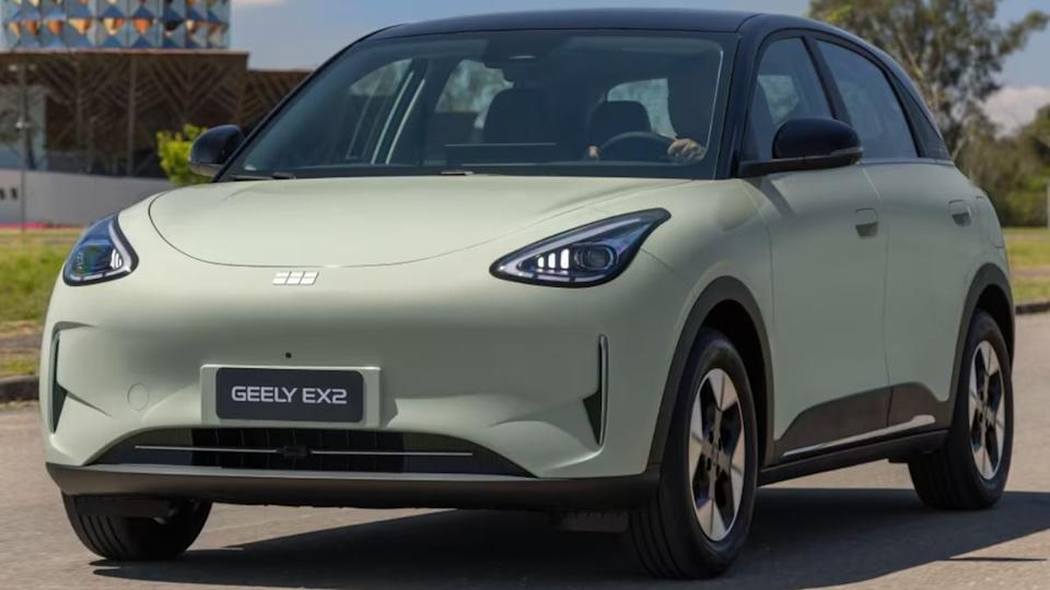 Geely EX2