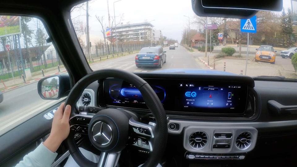 Mercedes-Benz G580 Review