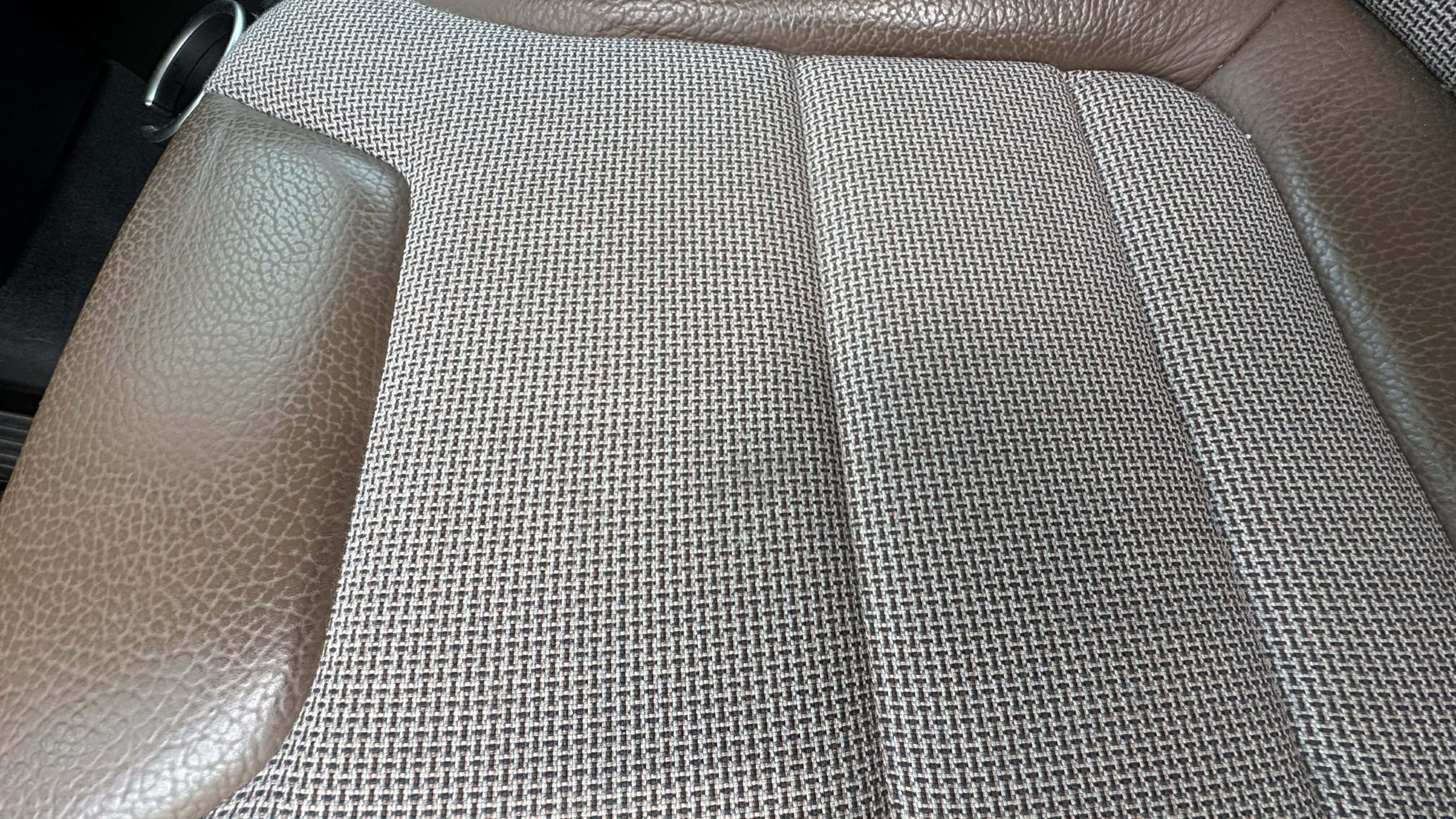 3e46e6ec 1583 4b55 Adff 3db870cc9351