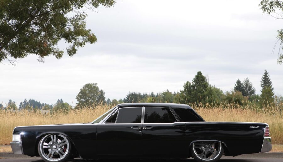1965 Lincoln Continental. [1920×1280]