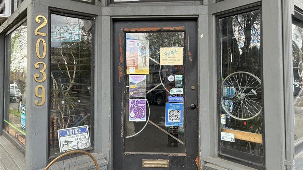 The storefront of Joe Bike in Southeast Portland. The bike shop is one of 20 local bike shops that will accept the rebates. (Jennifer Singh/KATU)