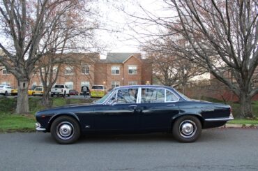 Saw this nice Jaguar XJ Series 1! Don't know what year but it's nice!