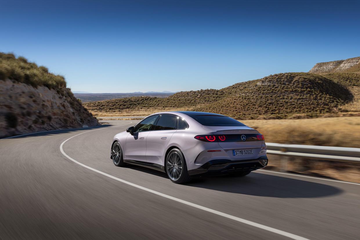 2027 mercedes benz c class