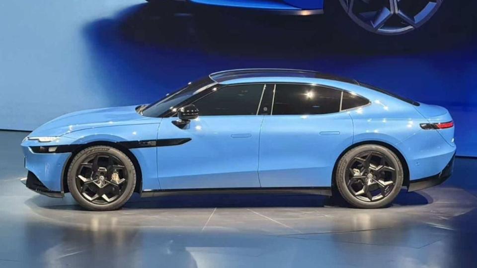 Volkswagen ID.Unyx 09