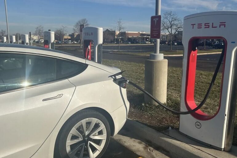 Woman can’t sue Tesla after her toddler ran her over with Model X - California