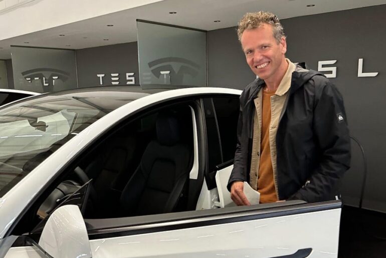 Tesla Owners in Europe Celebrate Getting FSD After Years of Waiting