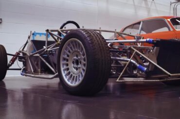The unfinished sequel to Gordon Murray & Chris Craft’s LCC Rocket. The Lightning was to have a 305 horsepower V8 and weigh <500kg