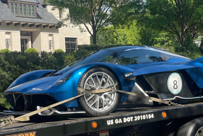 [Aston Martin Valkyrie] Delivery