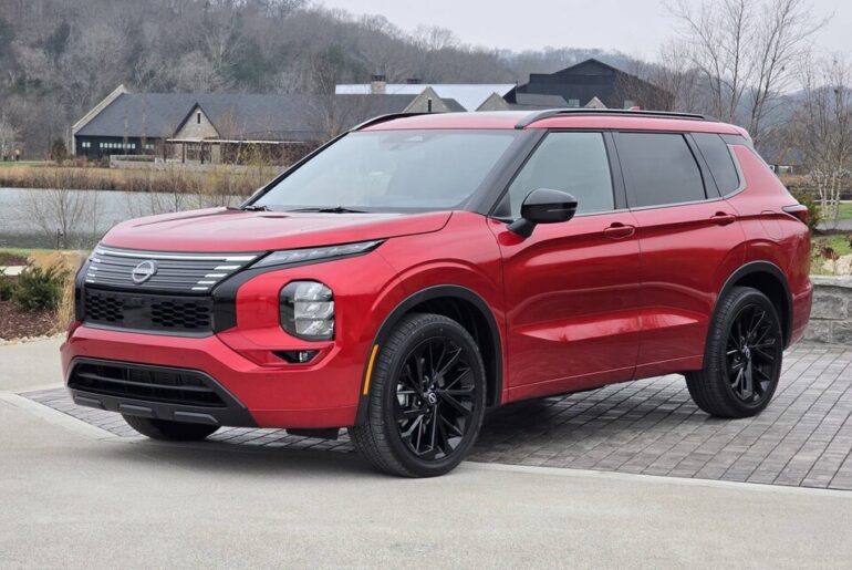 Nissan to Pull Plug on Rogue PHEV After Just One Year