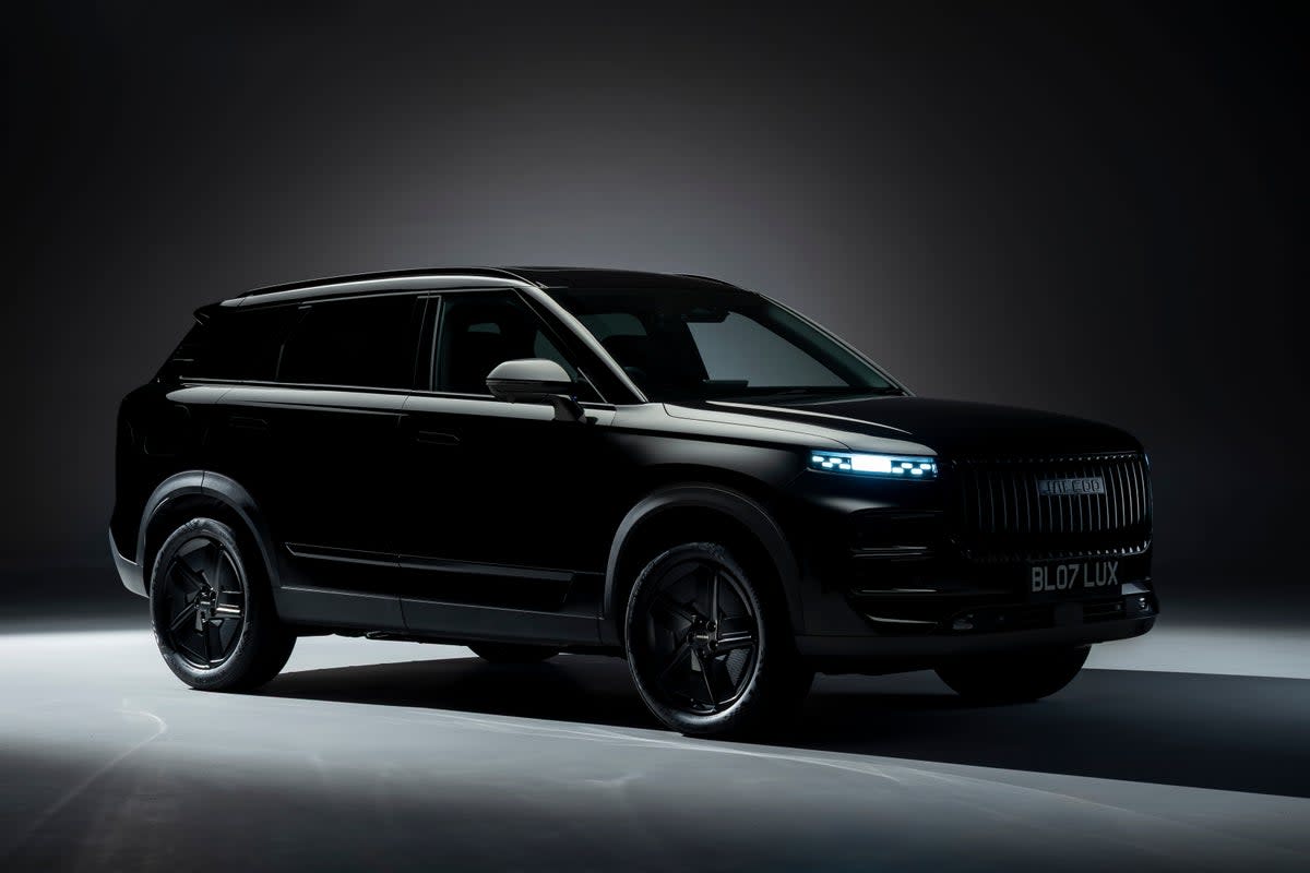 Jaecoo's Range Rover lookalike, the Jaecoo 7, is now available with a Black Edition for £36,500 (Jaecoo)