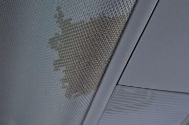 Does anybody know what causes this?