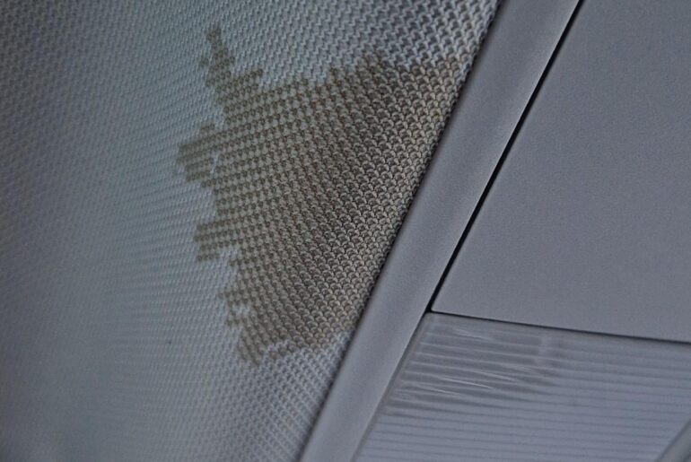 Does anybody know what causes this?