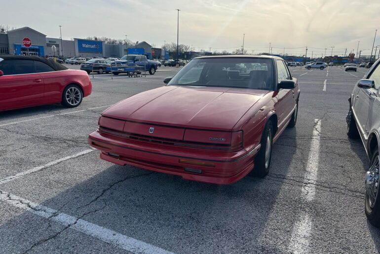 Who drives an Oldsmobile Toronado Trofeo in 2026?