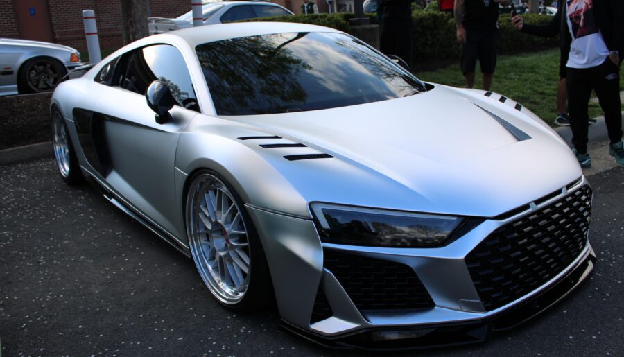 Audi R8 at Cars and Coffee! (6000×4000)