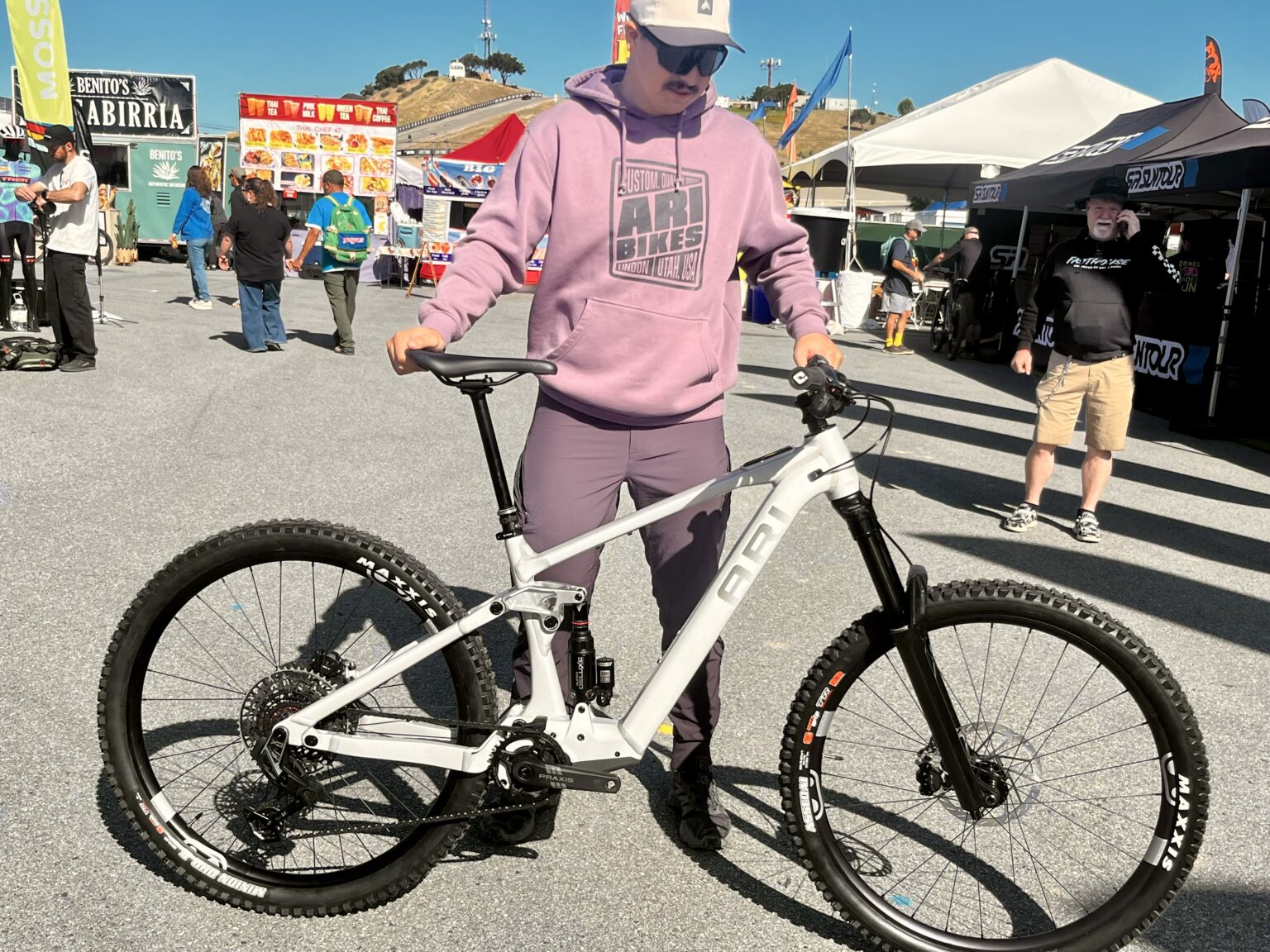 Ari was teasing their new Avinox-equipped Wire Peak at Sea Otter