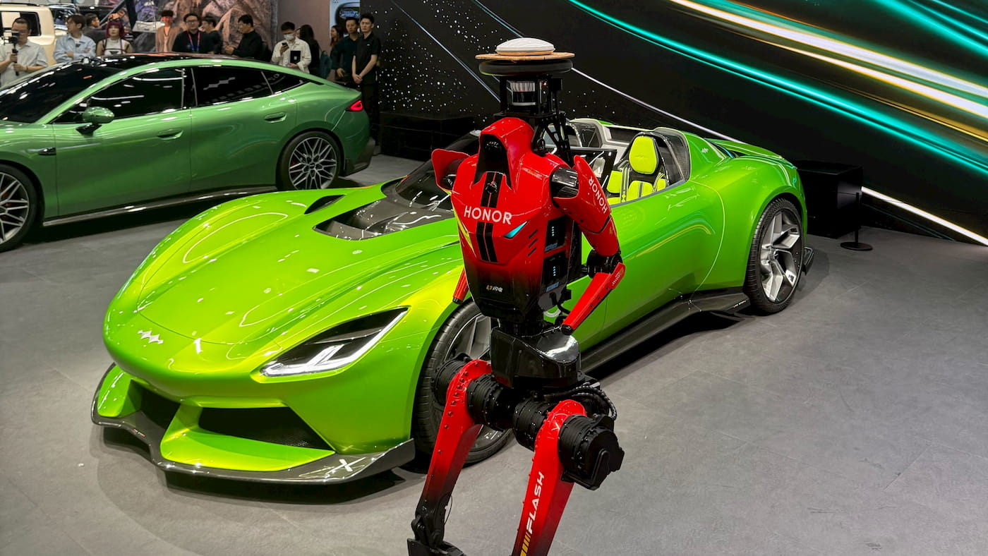 BYD-Formula-luxury-EV-supercar