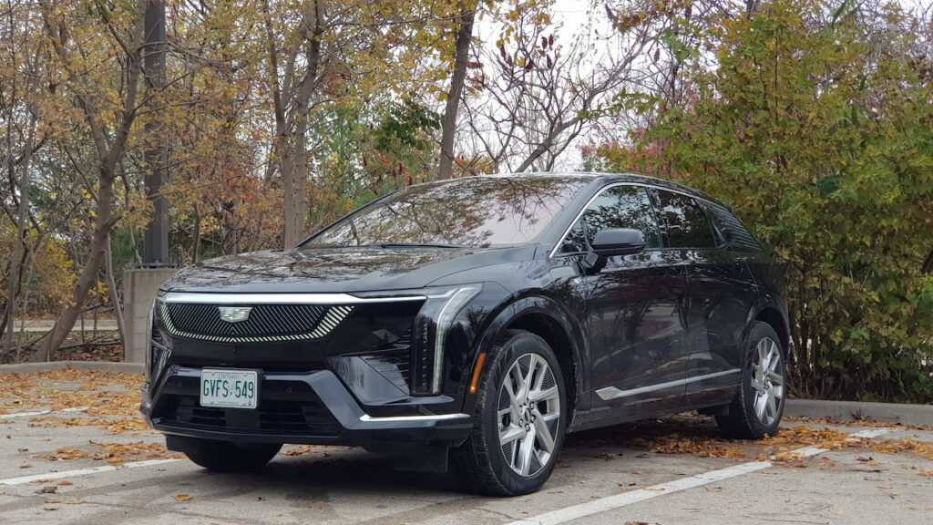 Cadillac Optiq front three quarter angle