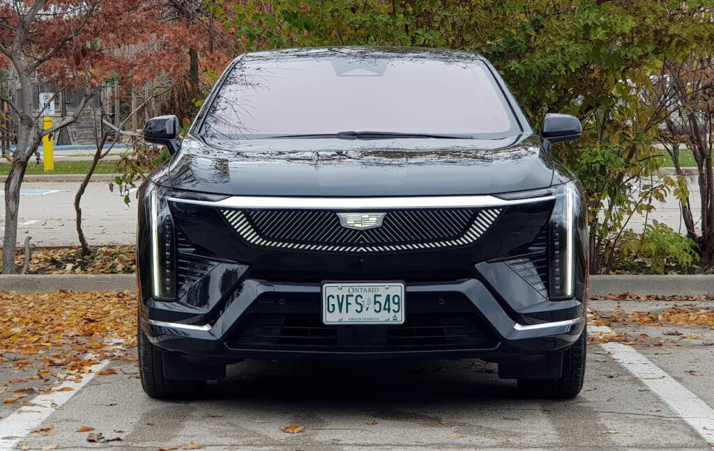 Cadillac Optiq front view