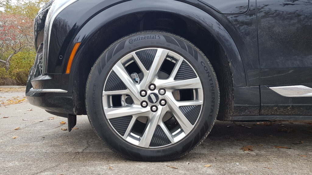 Cadillac Optiq wheel