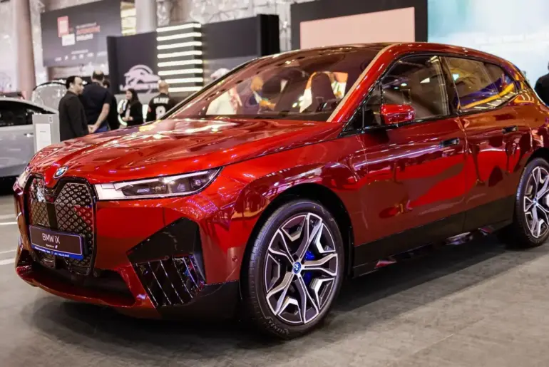 BMW iX sales drop in U.S., focus shifts to new EV models