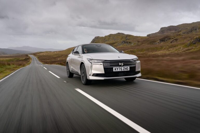 DS No 4 - Standing Out From The Crowd — Driven