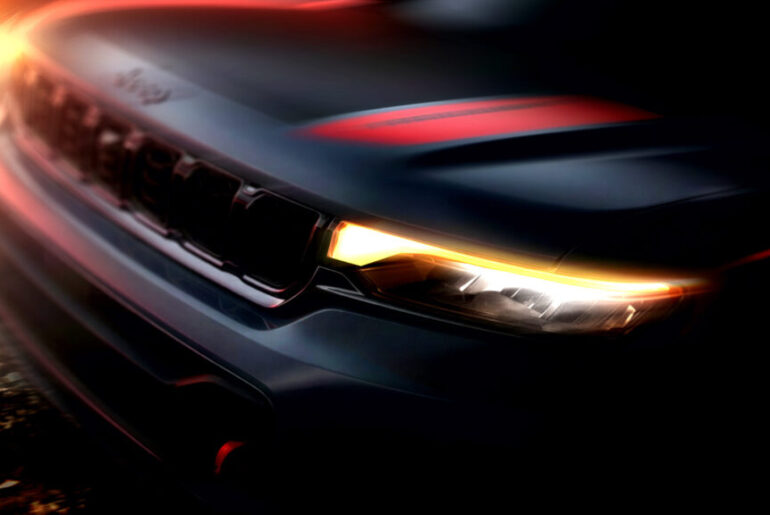 Jeep Is Bringing Back The Grand Cherokee Trailhawk, But Left Something Behind