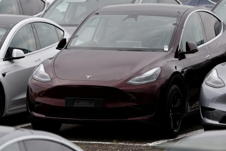 Tesla March car registrations soar in key European markets, showing changing trend