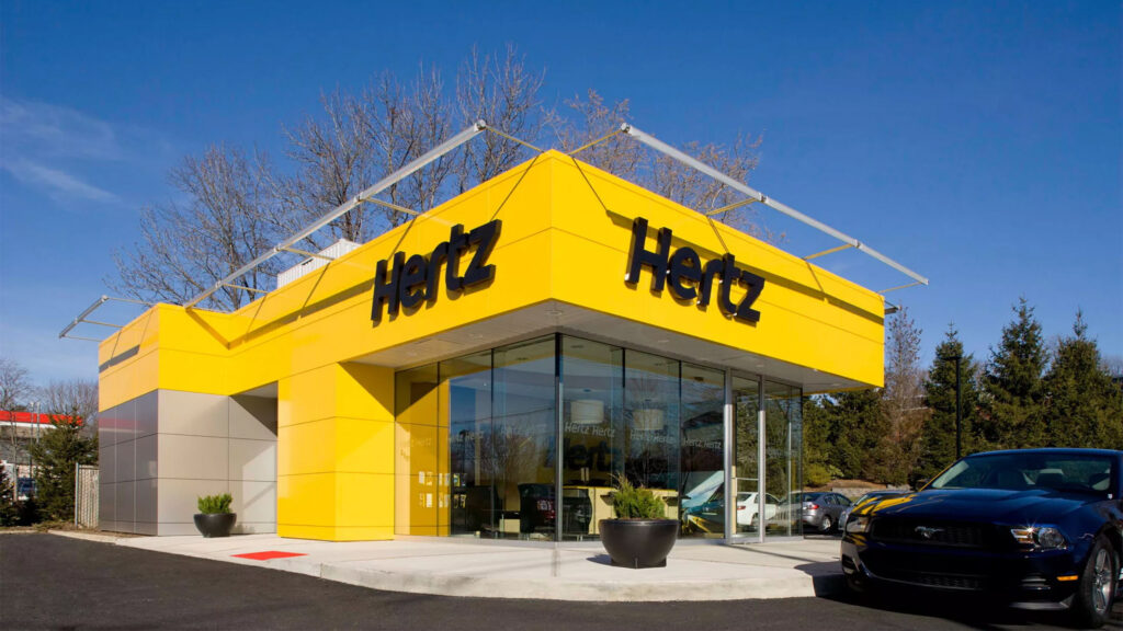  Hertz Dumped 30,000 EVs, Now Renters Are Begging For Them