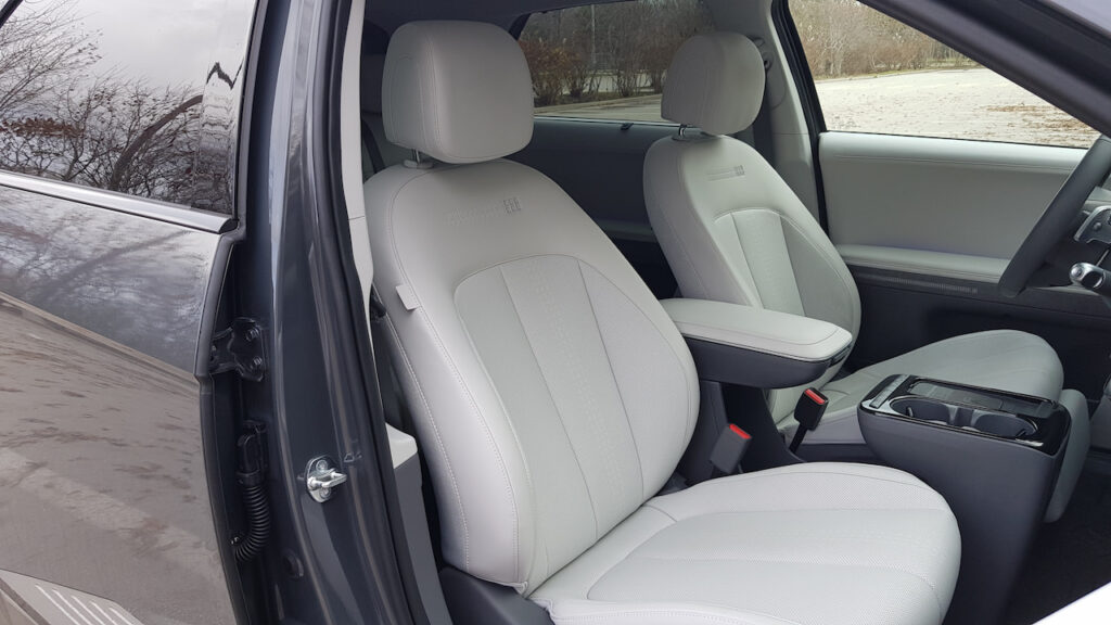 Hyundai Ioniq 5 front seats