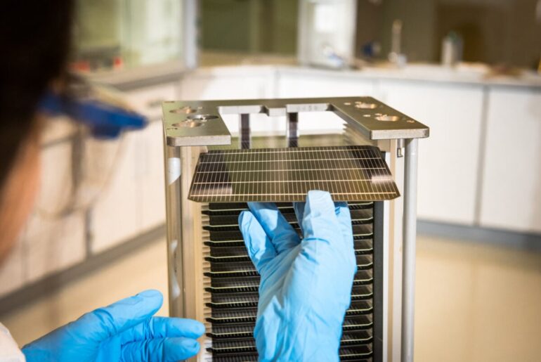 Oxford PV’s perovskite expertise to help advance solar-powered EVs 