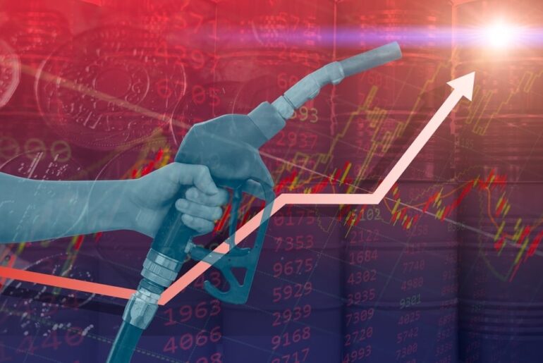 Gas Prices Searches Hit Four-Year High On Google: Uber Offers Drivers $4,000 To Switch To EVs - Uber Tech