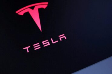 Tesla settles wrongful death lawsuit over crash that killed Florida teenager