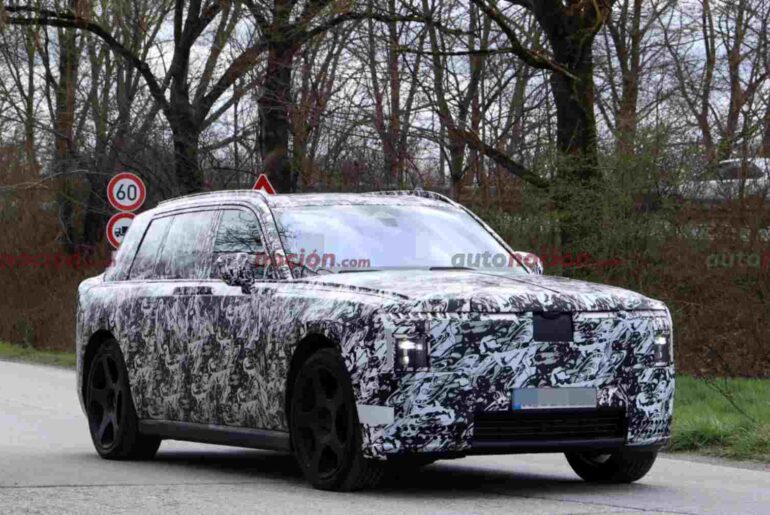 There Is One Luxury Brand That Has Every Reason to Succeed With Electric Cars. Its Customers Just Sent a Very Different Message