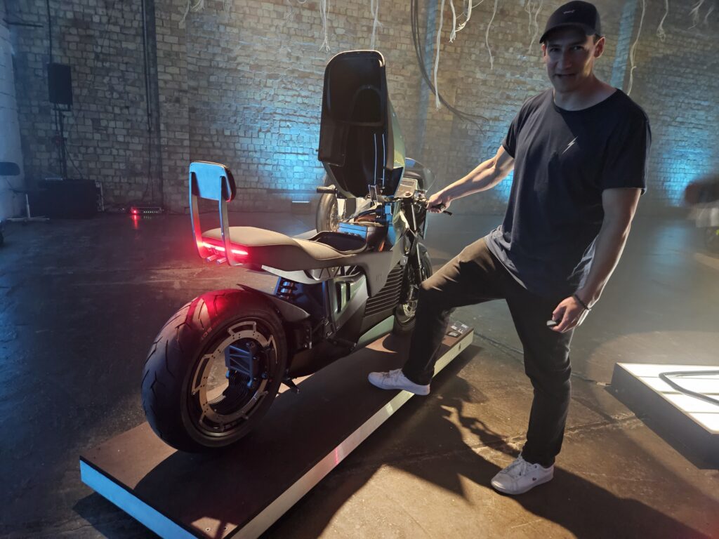 Reload Land 2025 - THE PACK - Electric Motorcycle News