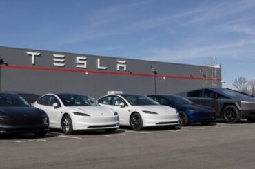 Tesla Stock Edges Higher As Traders Weigh Delivery Miss, April 22 Earnings - Tesla (NASDAQ:TSLA)